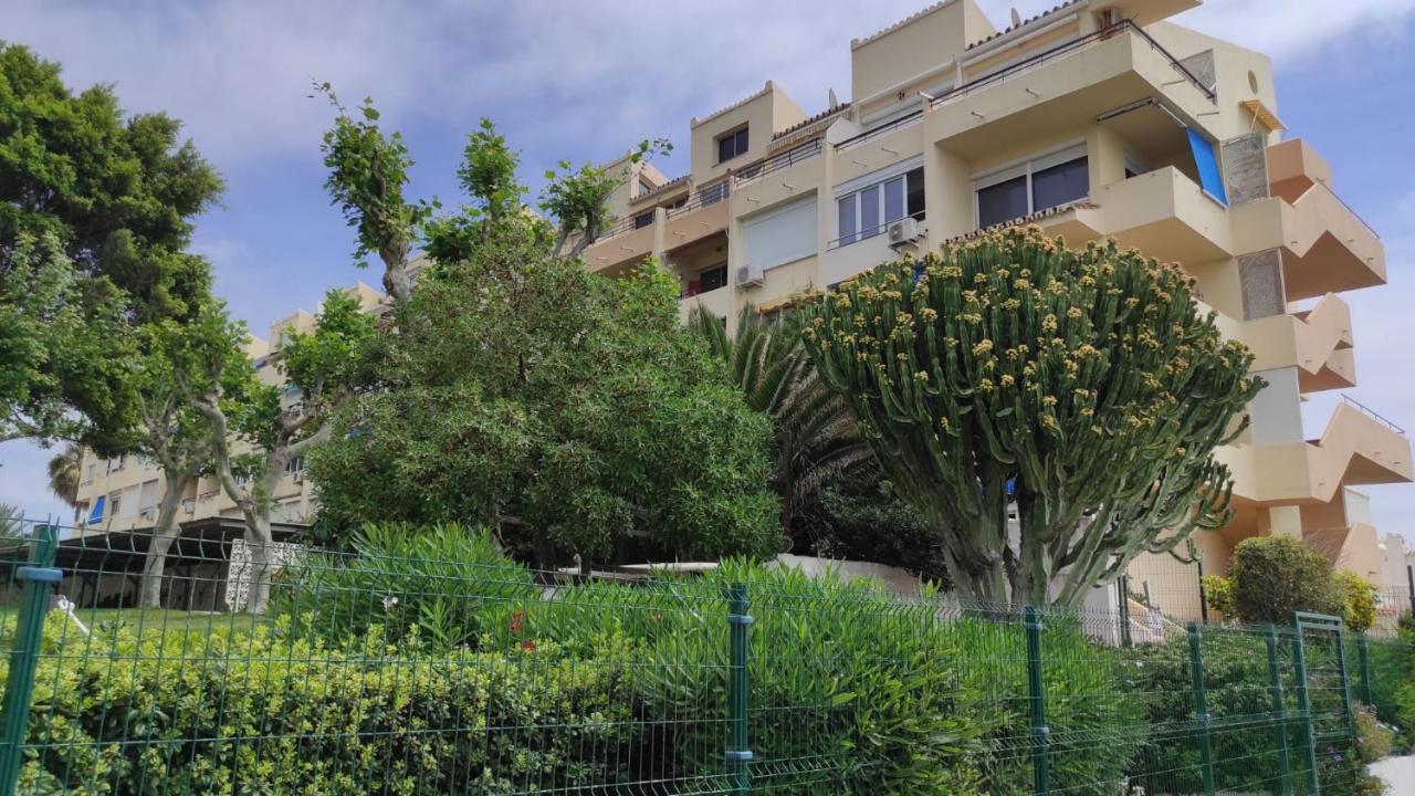 Casa Cachita-En 1ª Linea De Playa Apartman Estepona Kültér fotó