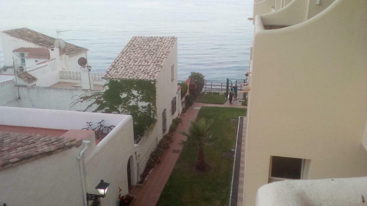 Casa Cachita-En 1ª Linea De Playa Apartman Estepona Kültér fotó
