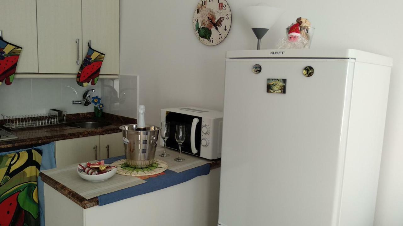 Casa Cachita-En 1ª Linea De Playa Apartman Estepona Kültér fotó