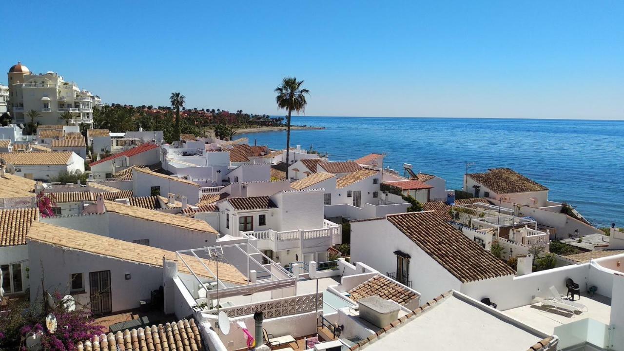 Casa Cachita-En 1ª Linea De Playa Apartman Estepona Kültér fotó